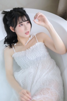 男按摩师按摩奶头是正常的吗