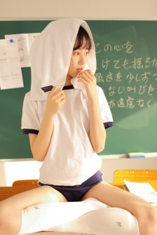 电车摩女