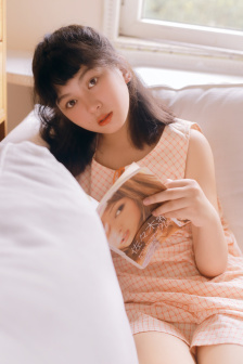 荷兰女人裸体性做爰